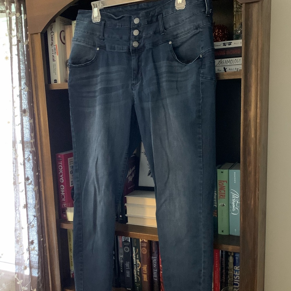 Celebrity Pink skinny jeans size 16